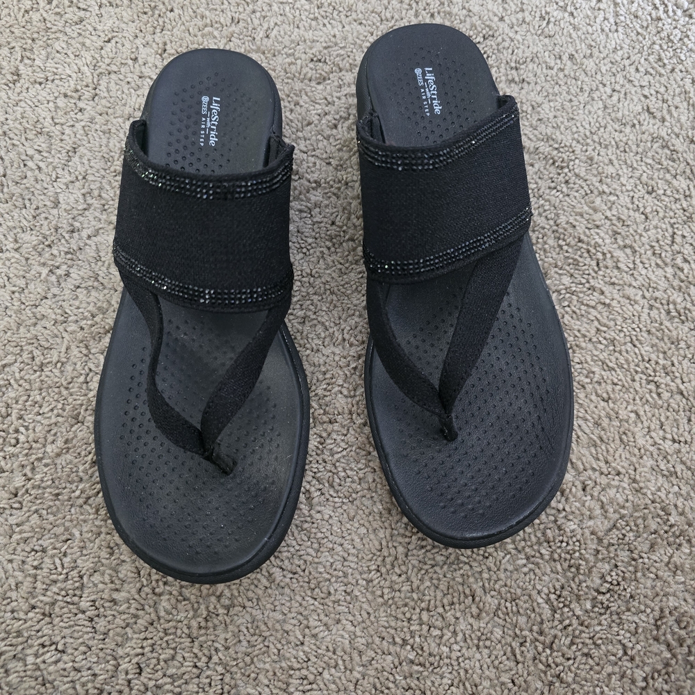 Life Stride Black Sandals